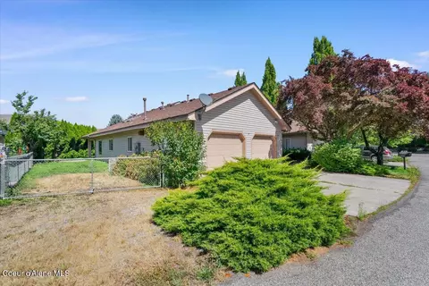Exterior - 224 W Frontier Trl, Post Falls, ID 83854 photo 3 of 8