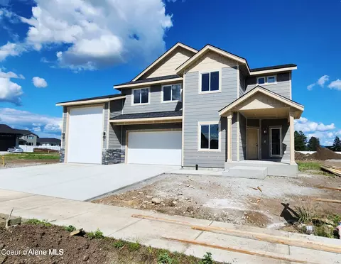 2889 N Neptune St, Post Falls, ID 83854