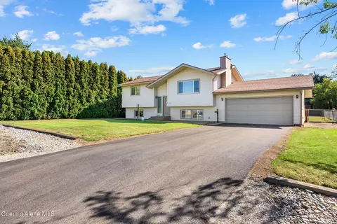 10930 N Ramsey Rd, Hayden, ID 83835