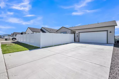 Exterior - 5138 E Antares Ln, Post Falls, ID 83854 photo 9 of 15