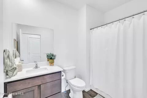 Bath - 5138 E Antares Ln, Post Falls, ID 83854 photo 2 of 2