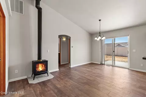 Living - 2127 E Wagon Trl, Post Falls, ID 83854 photo 4 of 4