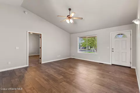 Living - 2127 E Wagon Trl, Post Falls, ID 83854 photo 2 of 4