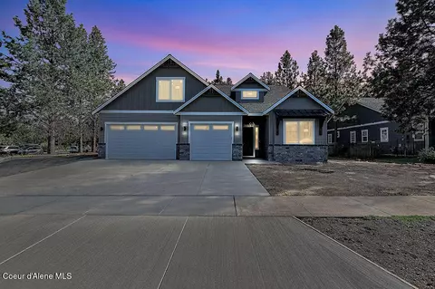 1298 E Hoffman Ave, Coeur D'alene, ID 83815