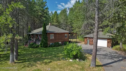 26923 N Bitterroot Ct, Athol, ID 83801