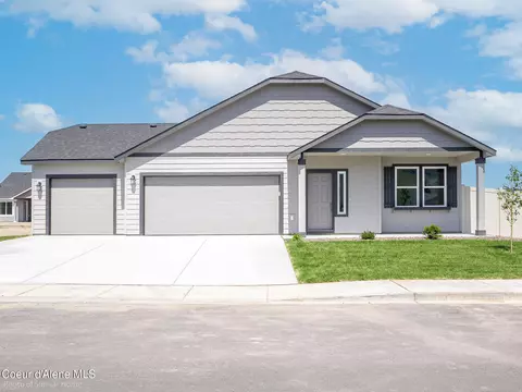 1581 Mckelvy Ln, Post Falls, ID 83854