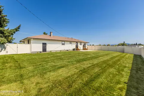 1226 E 16th Ave, Post Falls, ID 83854 photo 4