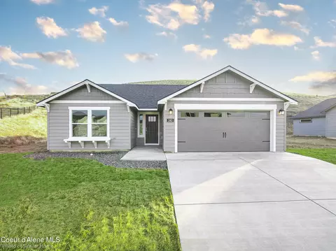 1563 N Mckelvy Ln, Post Falls, ID 83854