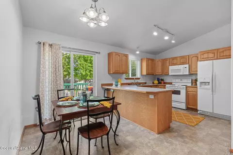 Dining - 2505 N Sparrow Loop, Post Falls, ID 83854 photo 1 of 2