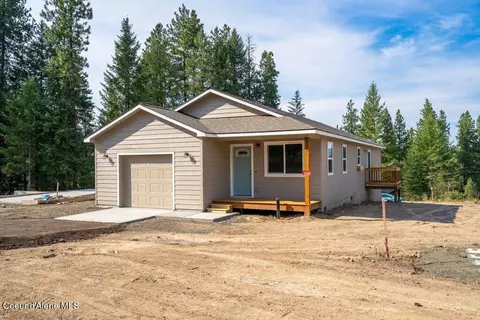 Exterior - 403 F St, Plummer, ID 83851 photo 1 of 4