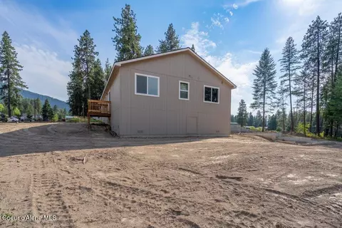 Exterior - 403 F St, Plummer, ID 83851 photo 4 of 4