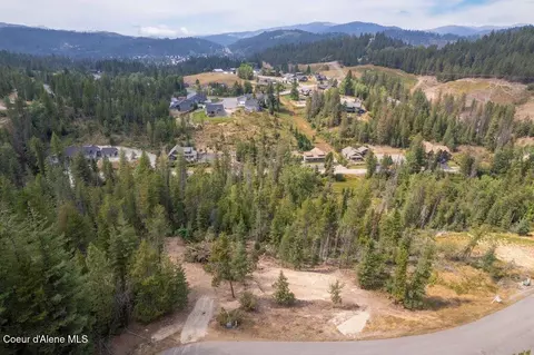 122 Blazing Saddle Ct, Pinehurst, ID 83850 photo 11