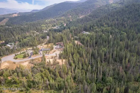 122 Blazing Saddle Ct, Pinehurst, ID 83850 photo 7