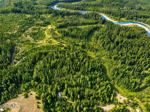 2225 Mud Gulch Rd, Priest River, ID 83856