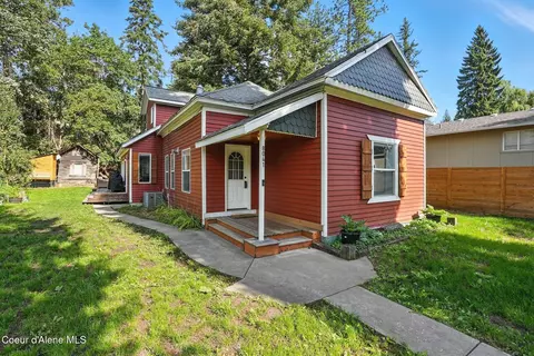 8041 W Canal St, Rathdrum, ID 83858