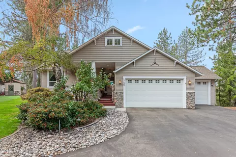 752 E Southwood Ct, Hayden, ID 83835