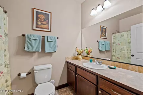 Bath - 3165 E Bogie Dr, Post Falls, ID 83854 photo 3 of 3