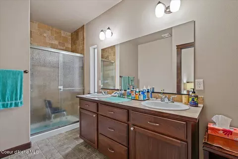 Bath - 3165 E Bogie Dr, Post Falls, ID 83854 photo 1 of 3