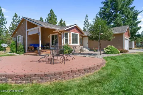 3579 W Seasons Rd, Rathdrum, ID 83858