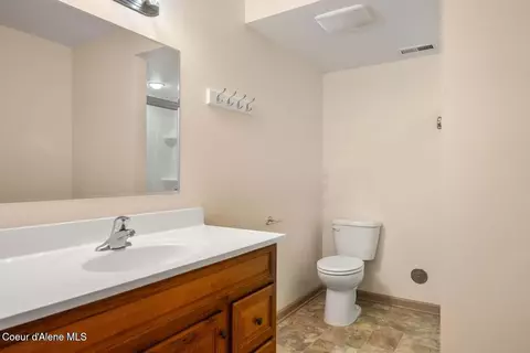 Bath - 2848 N O Connor Blvd, Post Falls, ID 83854 photo 4 of 4