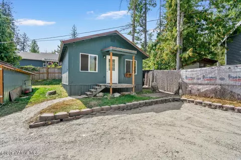 817 Upland Dr, Sandpoint, ID 83864