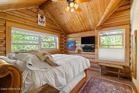 Bedroom - 234 S Sublimity Trl, Harrison, ID 83833 photo 1 of 7