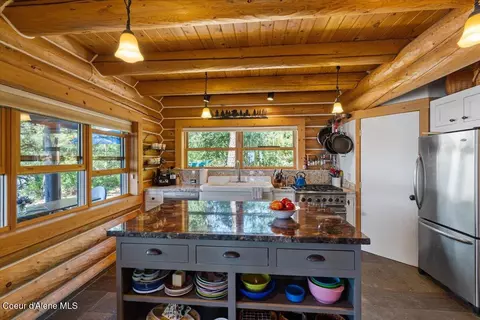 Kitchen - 234 S Sublimity Trl, Harrison, ID 83833 photo 3 of 5