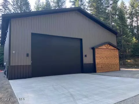 18336 Holiday Way, Hauser, ID 83854