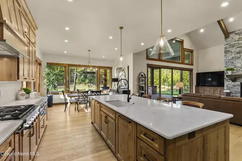 Kitchen - 1159 E Amulet Cir, Rathdrum, ID 83858 photo 5 of 10