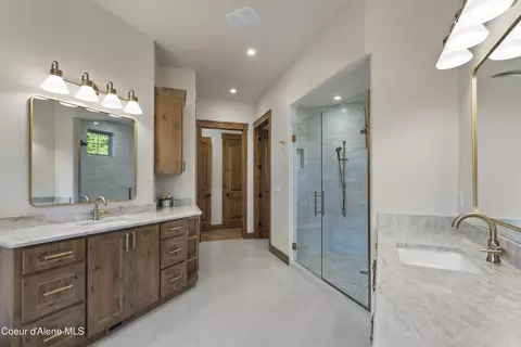 Bath - 1159 E Amulet Cir, Rathdrum, ID 83858 photo 4 of 6
