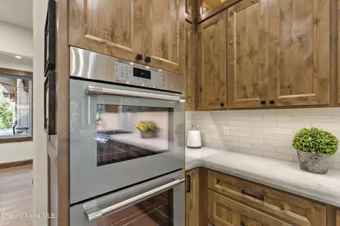 Kitchen - 1159 E Amulet Cir, Rathdrum, ID 83858 photo 8 of 10