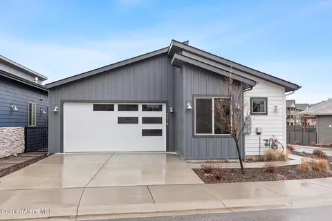 3016 N Casa Ct, Coeur D'alene, ID 83814