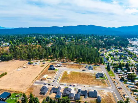View/Area - 4519 E Savea Ln, Post Falls, ID 83854 photo 10 of 17