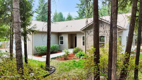 32929 N 12th Ave, Spirit Lake, ID 83869