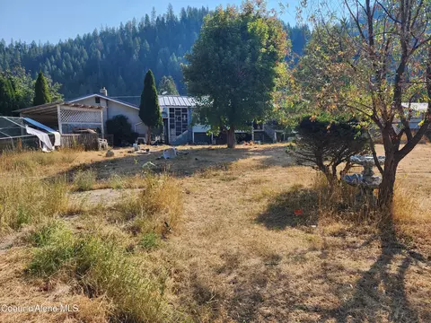 Exterior - 146 Barker Loop, Pinehurst, ID 83850 photo 3 of 5