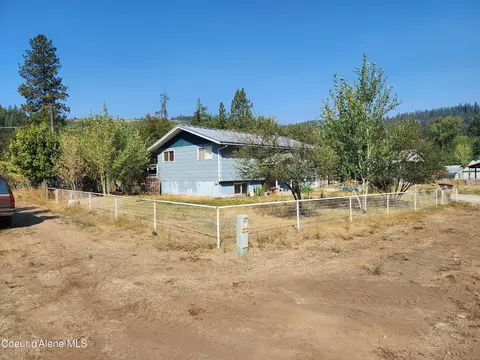 Exterior - 146 Barker Loop, Pinehurst, ID 83850 photo 2 of 5
