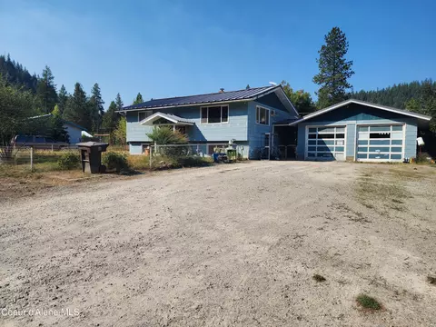 146 Barker Loop, Pinehurst, ID 83850