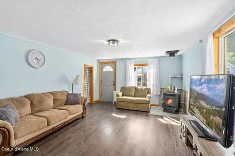 Living - 259 Copper St, Mullan, ID 83846 photo 1 of 2