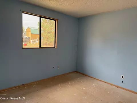 Bedroom - 427 7th St, Plummer, ID 83851 photo 3 of 4