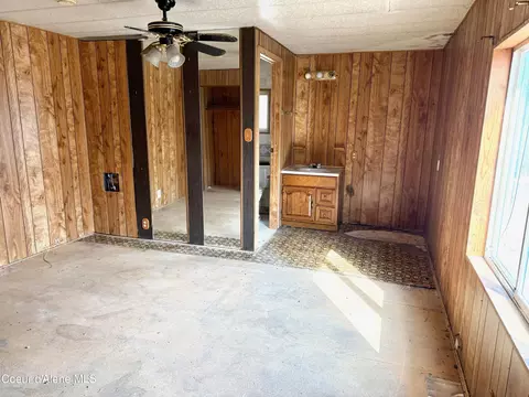 Living - 427 7th St, Plummer, ID 83851 photo 7 of 8