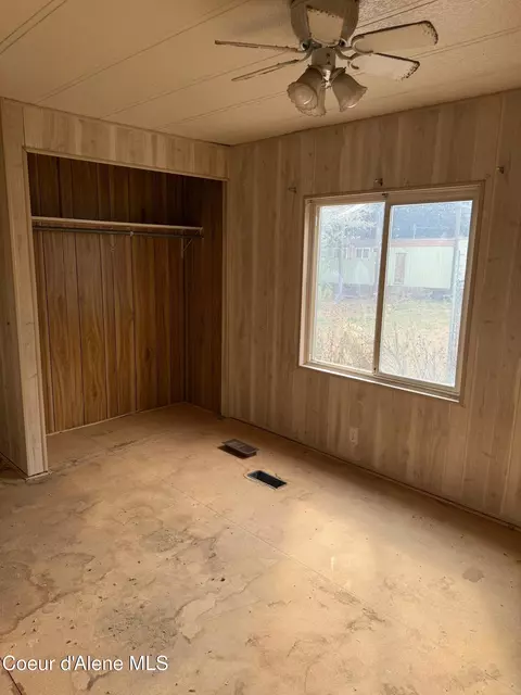 Bedroom - 427 7th St, Plummer, ID 83851 photo 4 of 4