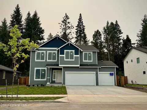 344 E Sandmyrtle Ave, Hayden, ID 83835
