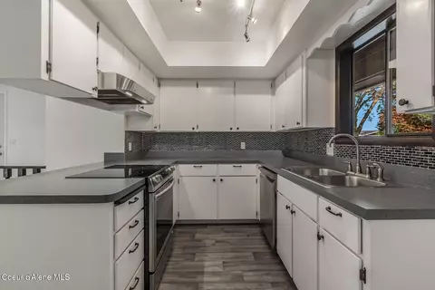 Kitchen - 11191 N Jonathan St, Hayden, ID 83835 photo 1 of 3