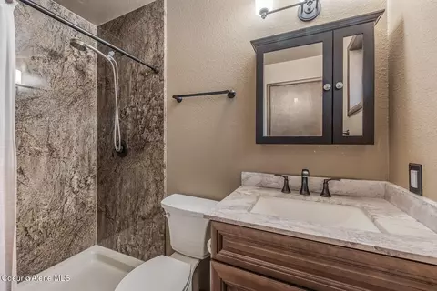 Bath - 11191 N Jonathan St, Hayden, ID 83835 photo 1 of 3