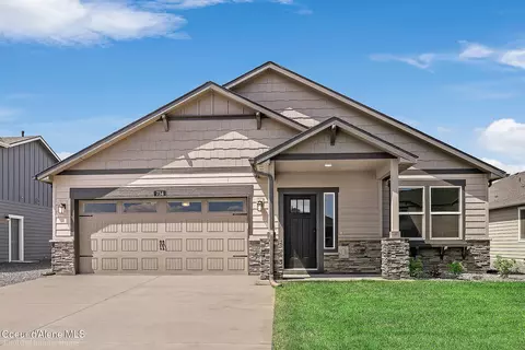 13476 N Grand Targhee St, Hayden, ID 83835