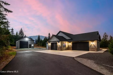 5864 W Twin Lakes Rd, Rathdrum, ID 83858