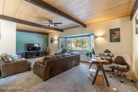 Living - 22 Robin Dr, Sagle, ID 83860 photo 1 of 3