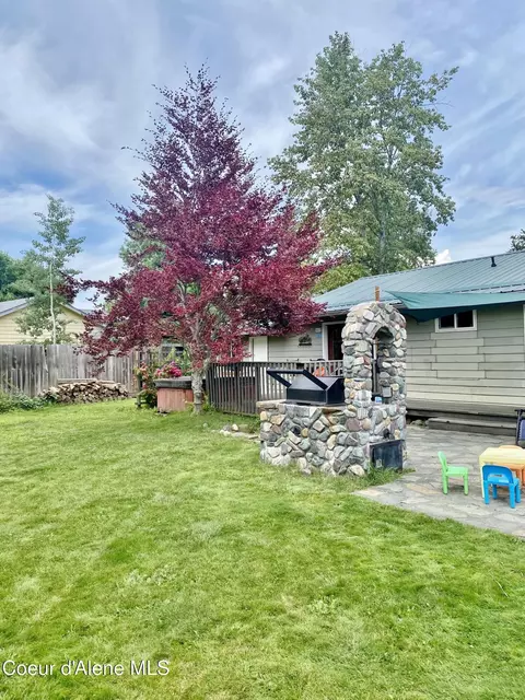 Exterior - 22 Robin Dr, Sagle, ID 83860 photo 10 of 12