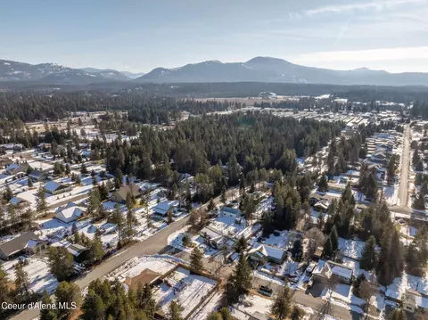 View/Area - 22 Robin Dr, Sagle, ID 83860 photo 4 of 8