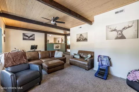 Living - 22 Robin Dr, Sagle, ID 83860 photo 3 of 3